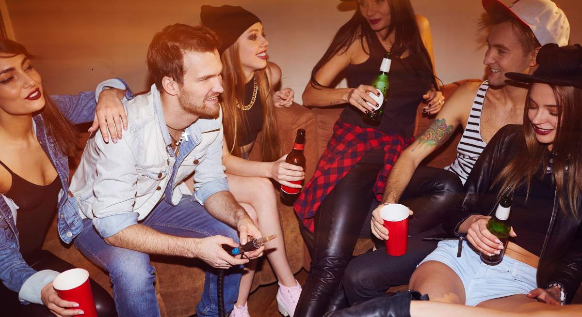 fiesta-alamy.jpg
