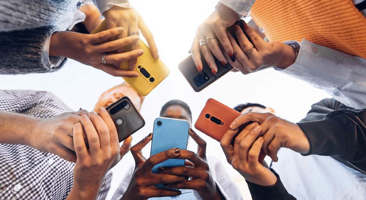 movil-adolescentes.jpg