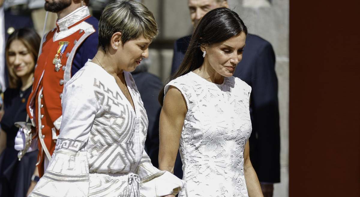letizia-vestido-blanco-visita-colombia-1200.jpg