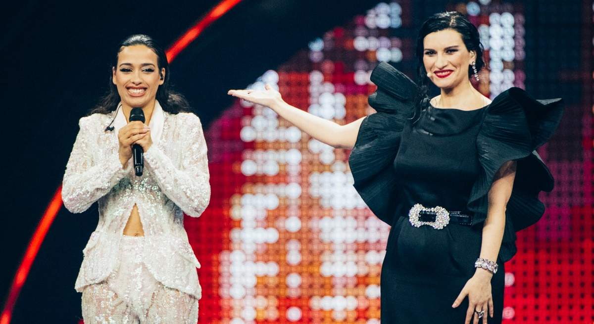 pausini-chanel.jpg