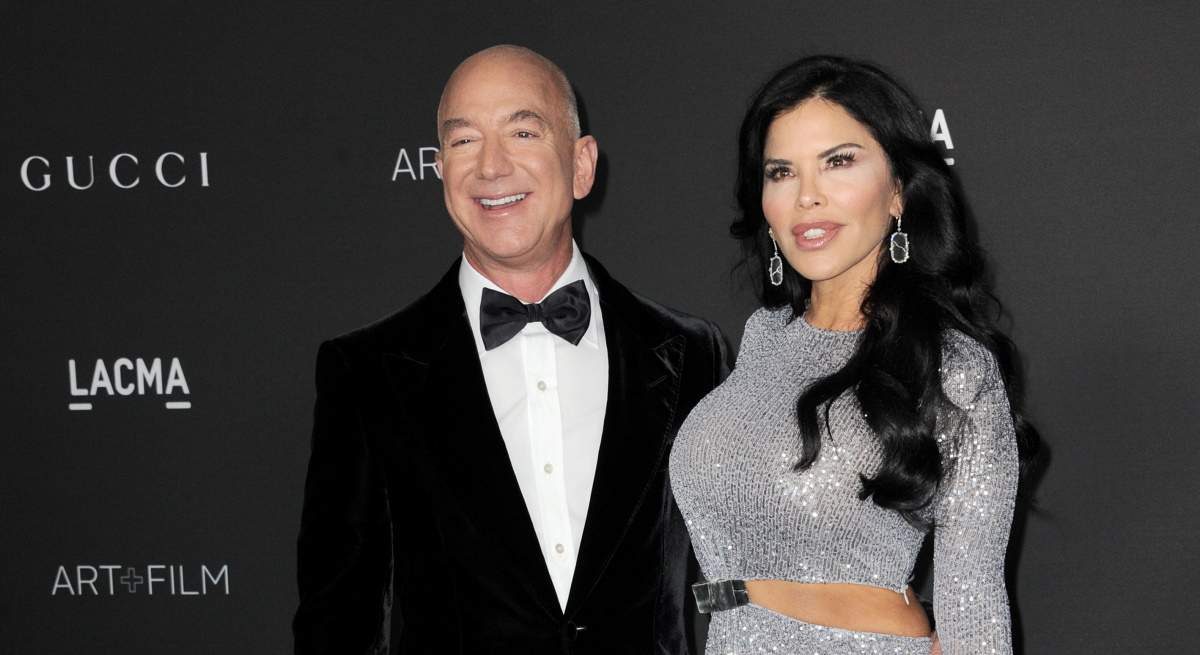 jeff-bezos-lauren-sanchez-dreamstime.jpg