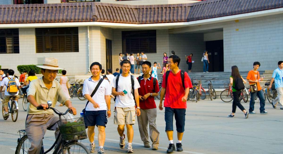 estudiantes china