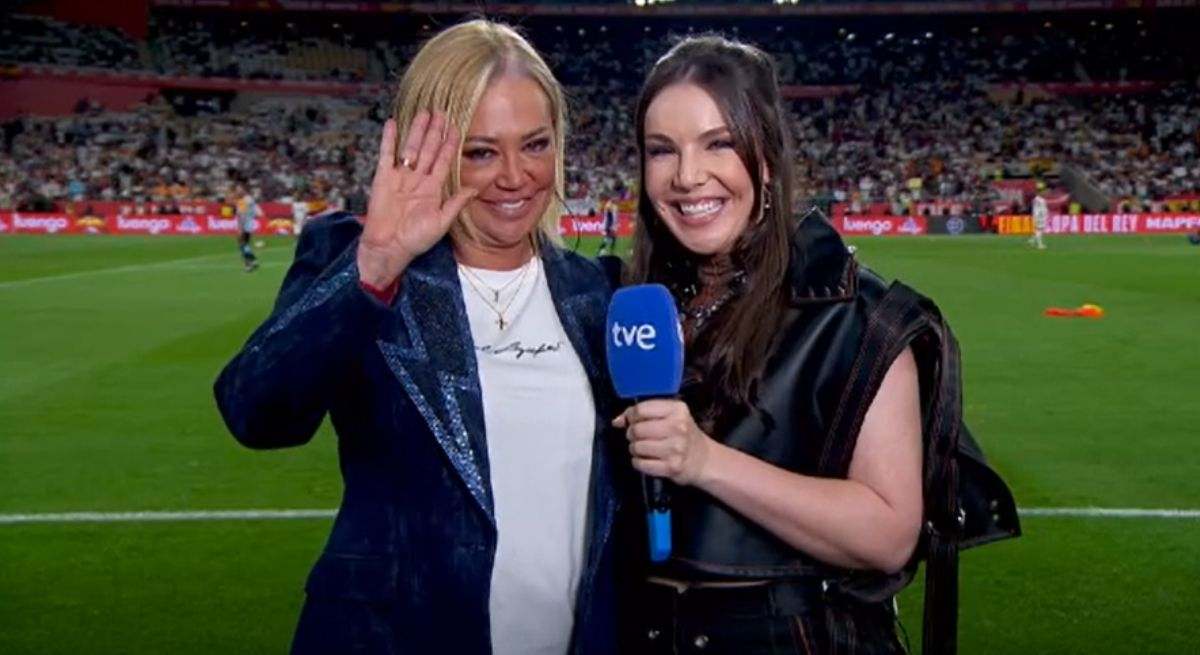 Belén Esteban e Inés Hernand en la Final de la Copa del Rey