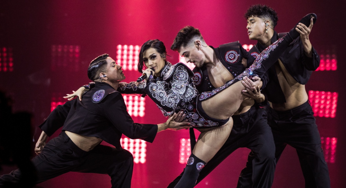 chanel-eurovision8.jpg