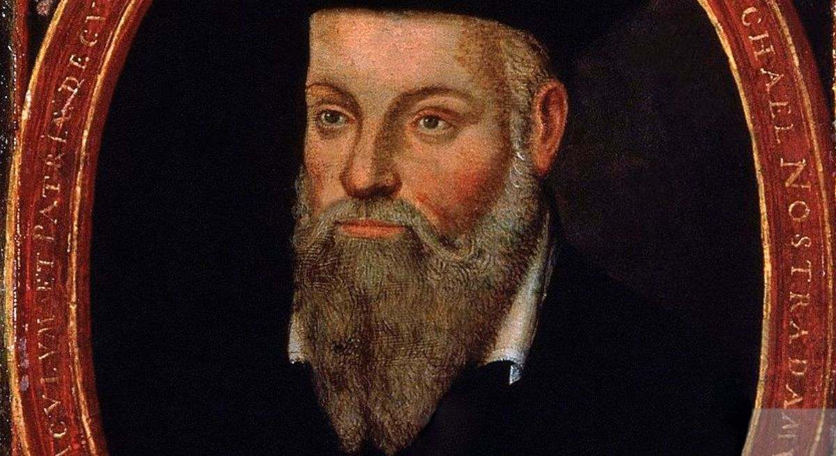 La terrible profecía de Nostradamus sobre la llegada del 'Papa Negro': temor y expectación en el Vaticano