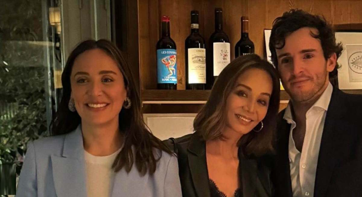  Tamara, su madre, Isabel Preysler e Íñigo