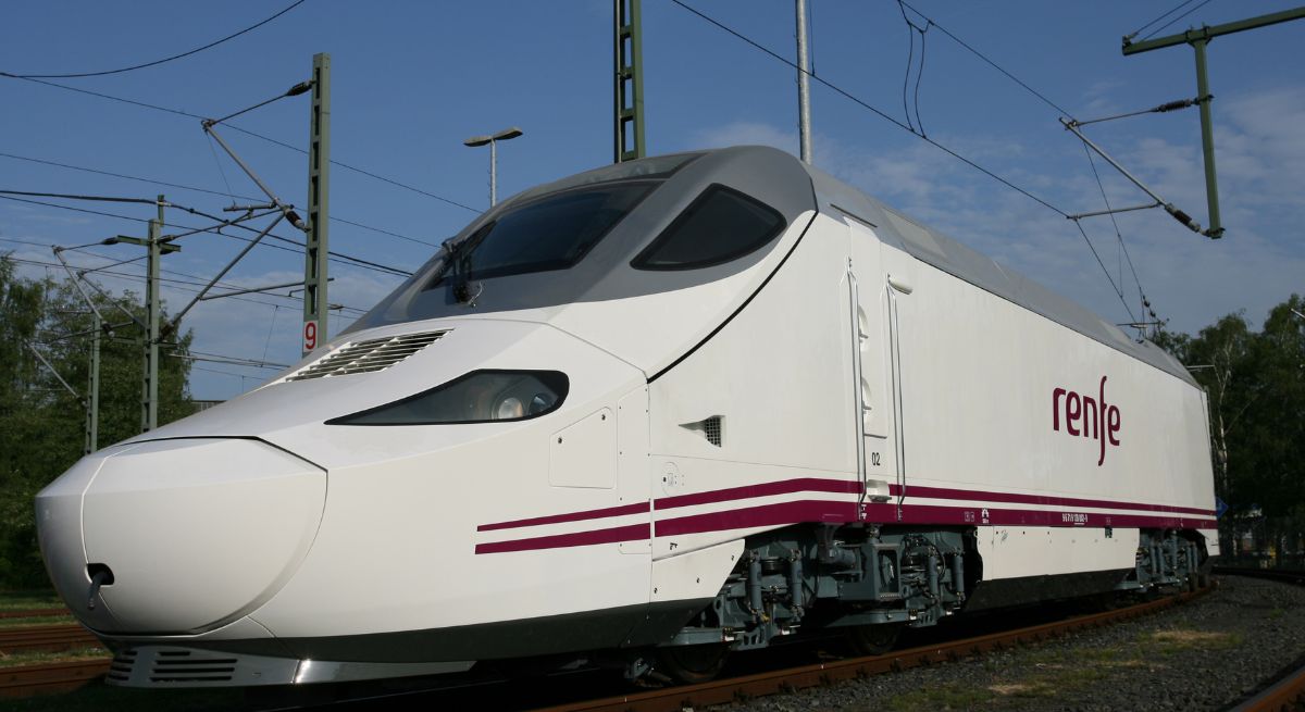 Tren_s_130_renfe.jpg