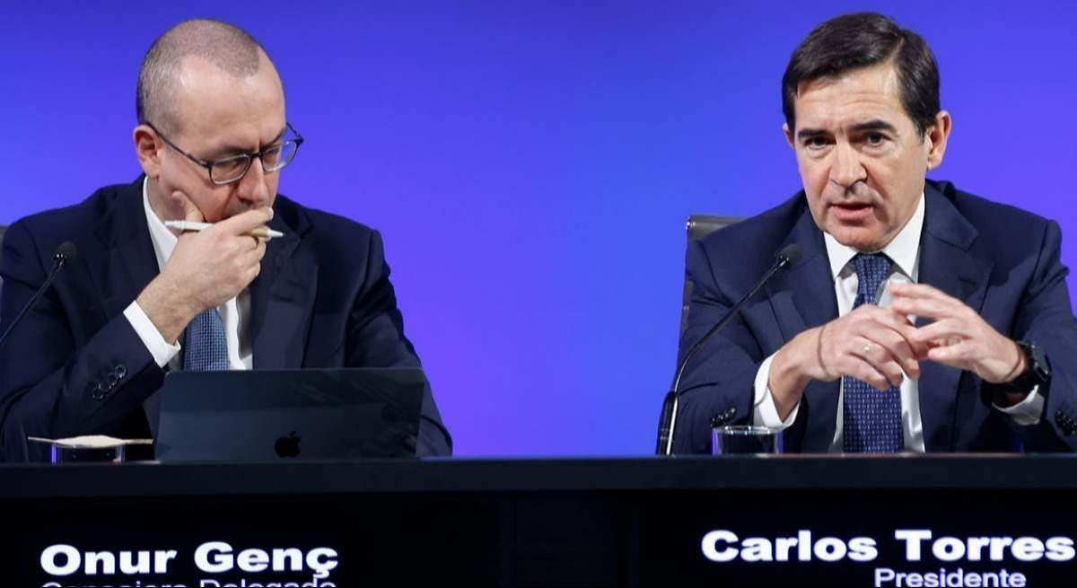 Onur Genç y Carlos Torres