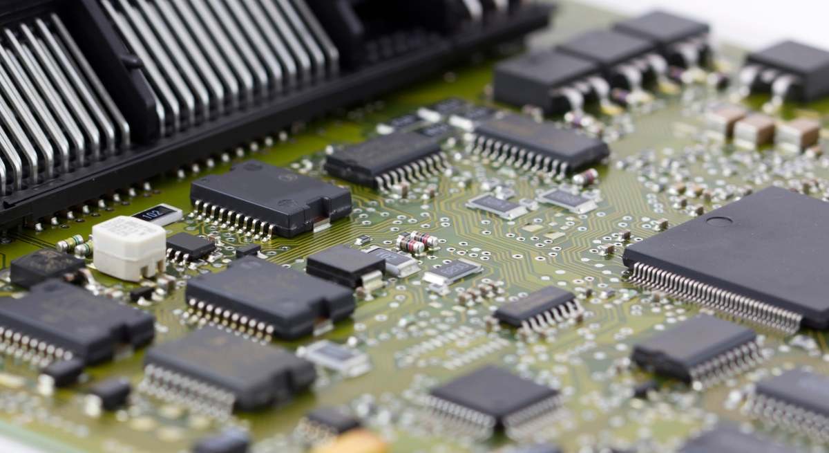 microchips-alamy.jpg