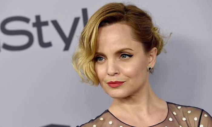 mena-suvari-1200.jpg