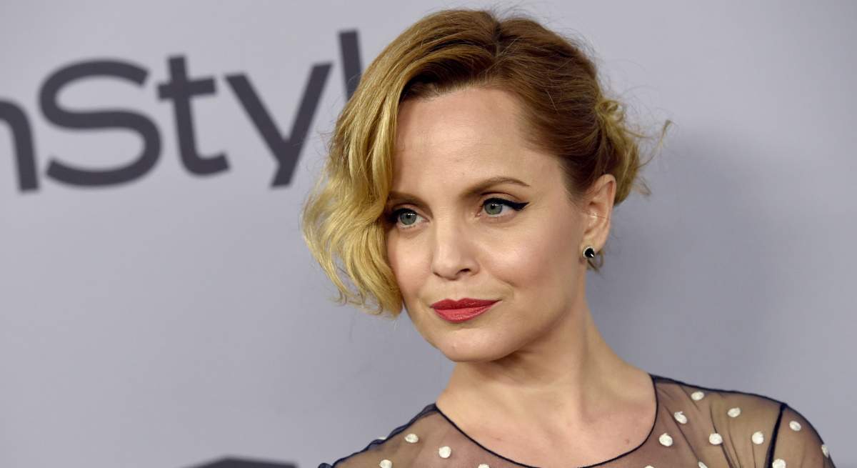 mena-suvari-1200.jpg