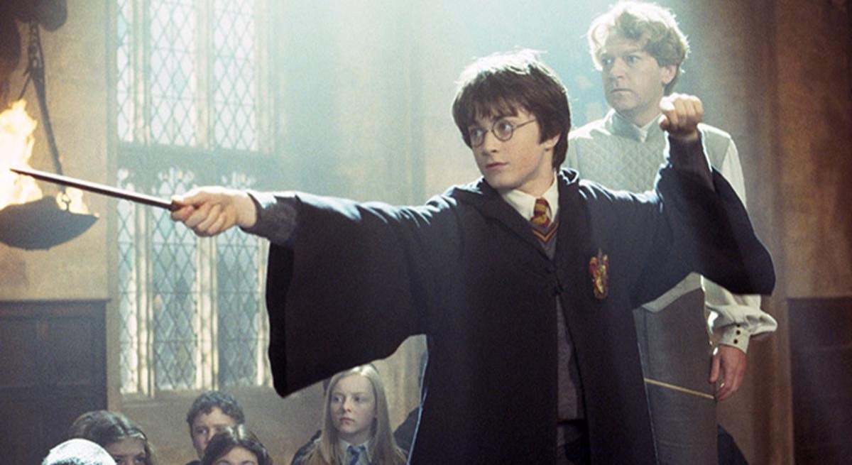 Harry Potter con la varita.