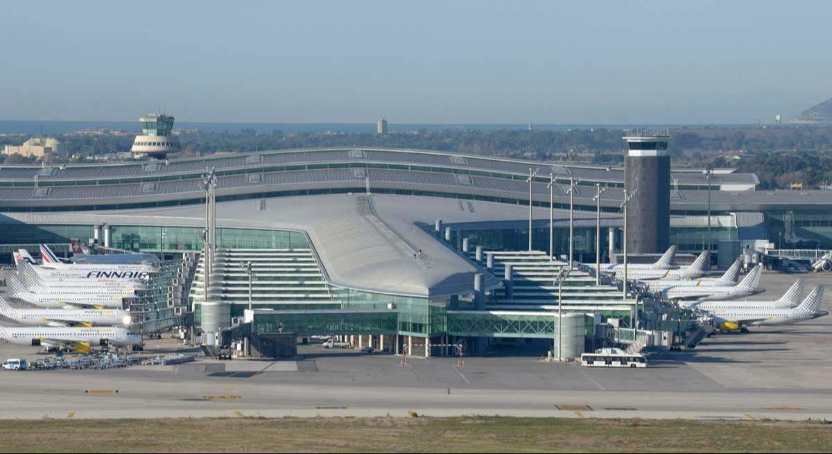 Terminal 1 del aeropuerto de Barcelona. EE