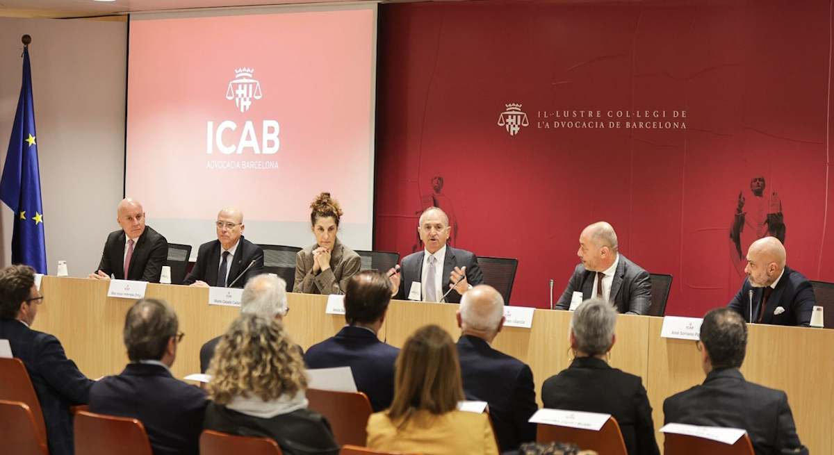 Presentacion_Propuesta_Legislativa_Clausula_Rebus.jpg