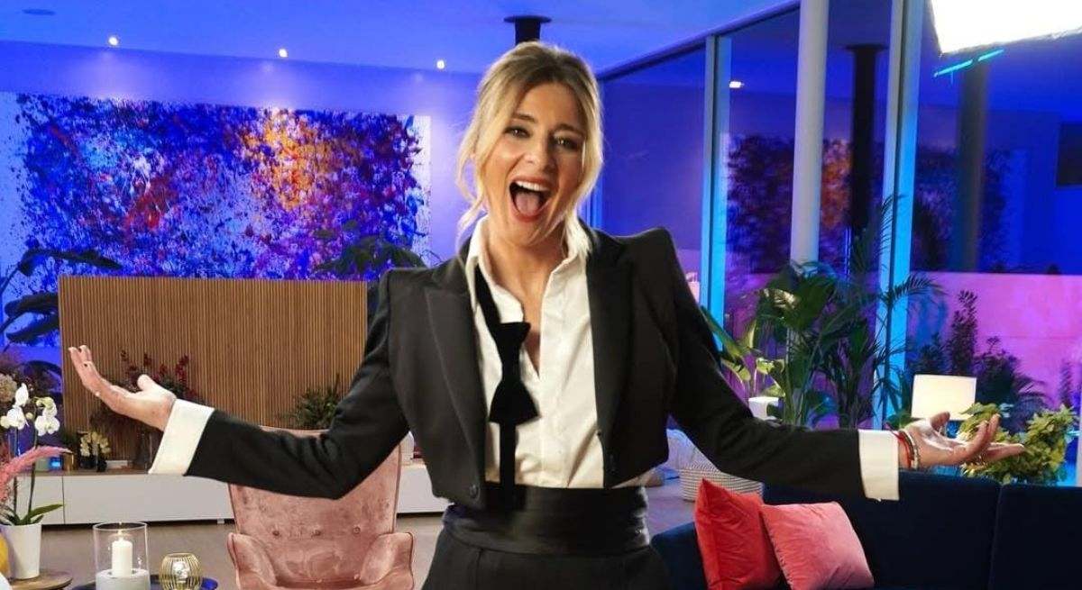 Este es el secreto de Sandra Barneda, presentadora de 'Supervivientes', para la felicidad y el éxito: "Si no lo tienes difícil..."