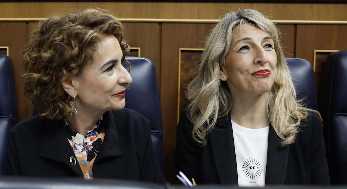 Maria_Jesus_Montero_y_Yolanda_Diaz_EFE.jpg