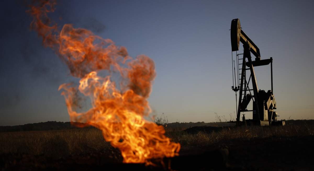 petroleo-bloomberg.jpg