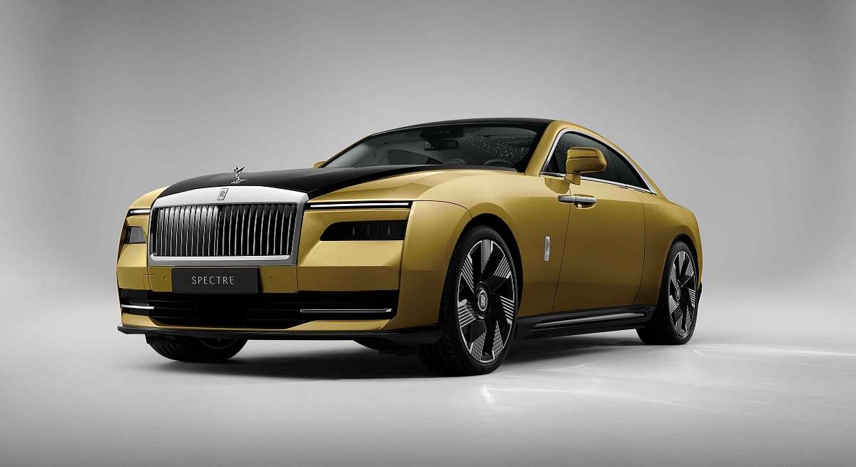 P90483589_highRes_spectre-unveiled-the.jpg