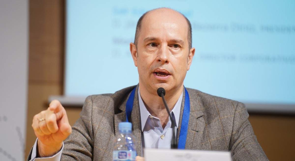 Agustin-Vitorica-1200-latibex.jpg