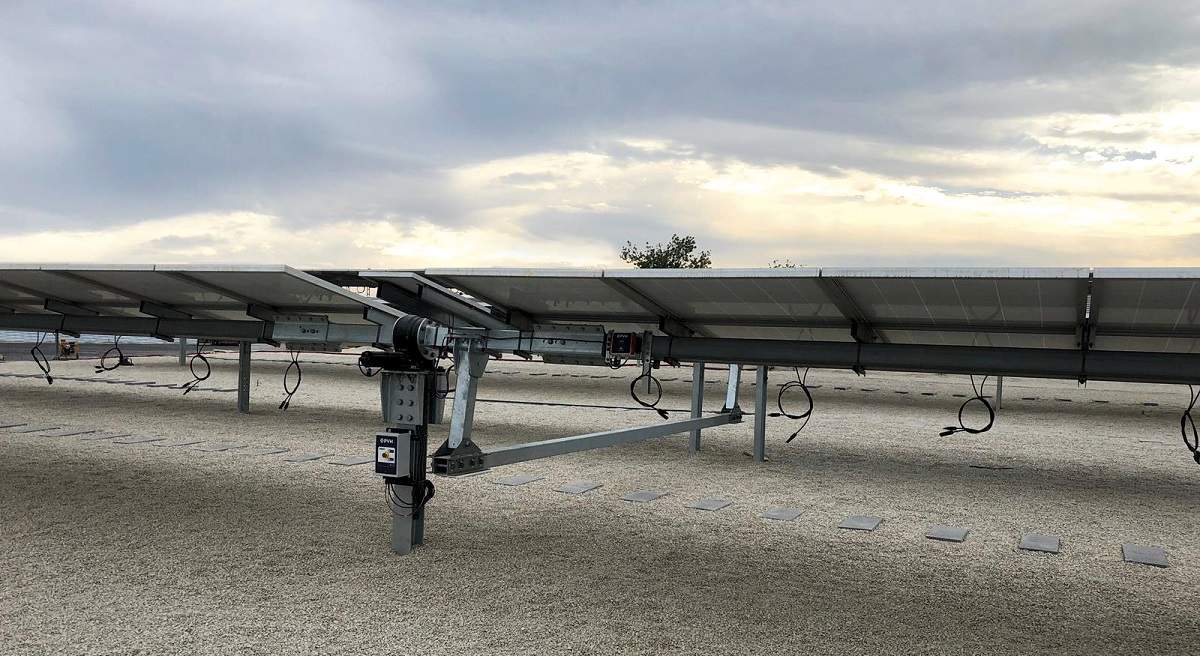 pvh-axone-duo-solar-tracker-innovation-center.jpg