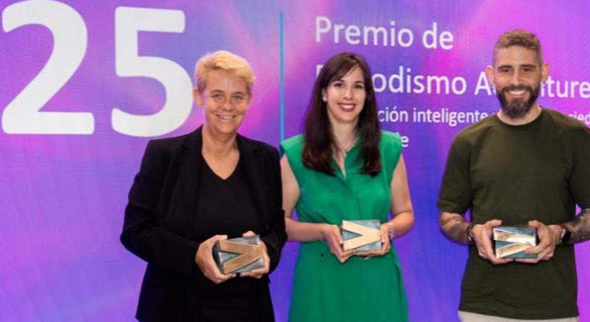 Raquel-Enriquez-premio-Accenture.jpg