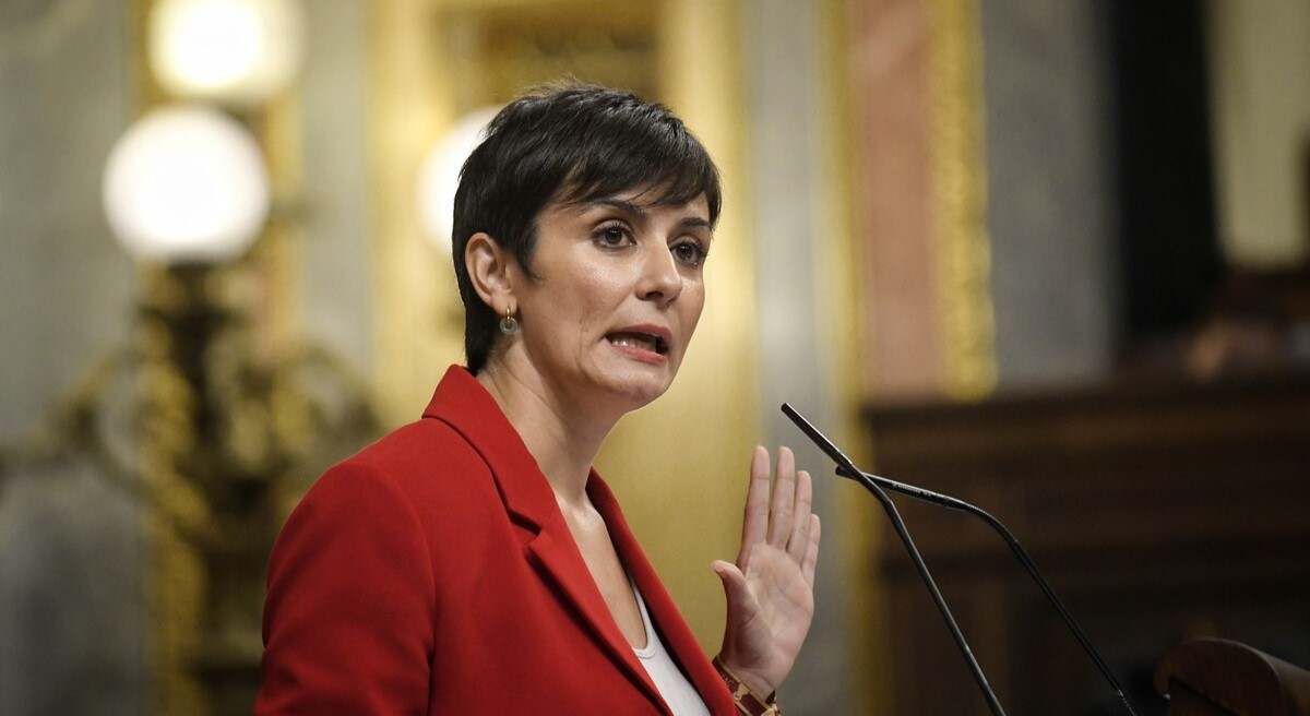 EuropaPress_6295162_ministra_vi2).jpg