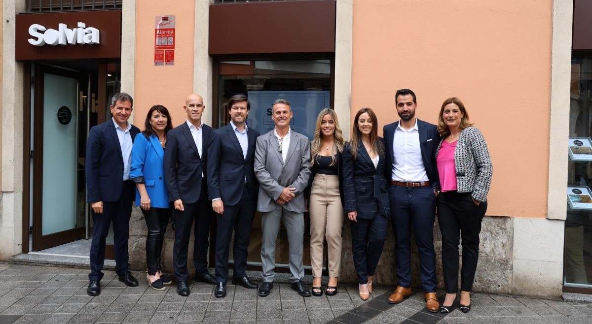 Inauguracion-Solvia-Store-en-Valladolid.jpg