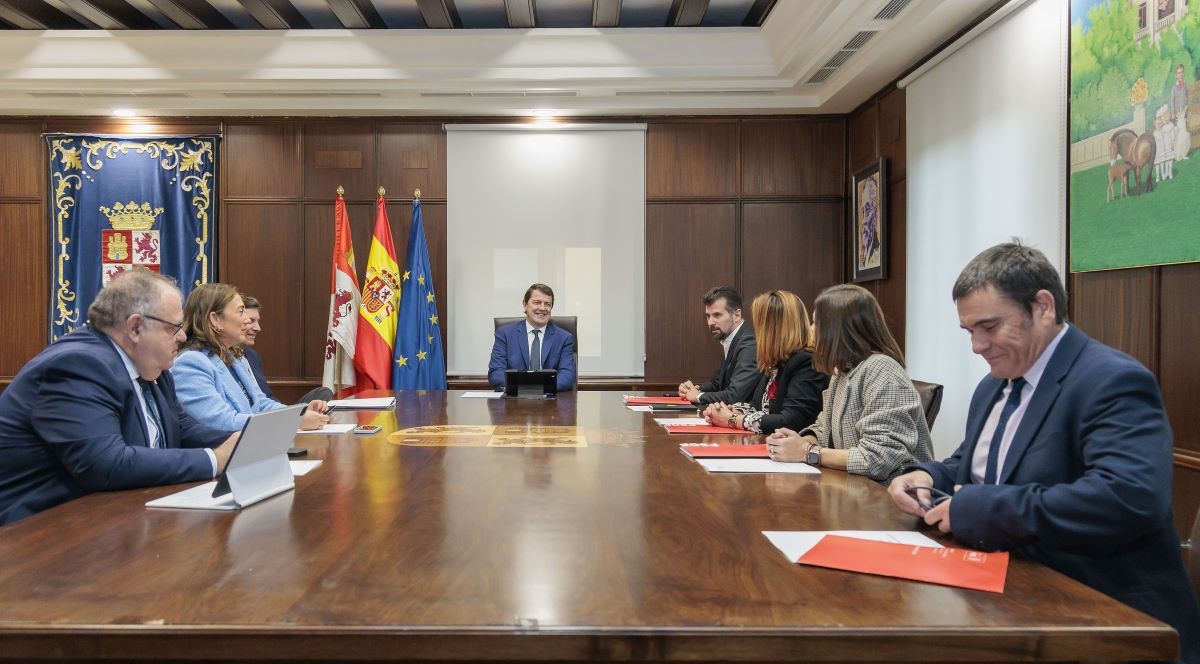 Manueco-pacto.jpg