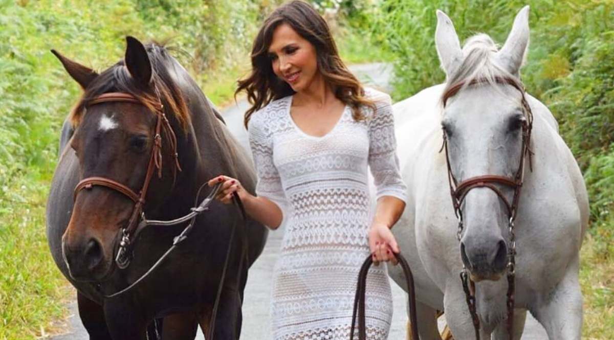 paloma-lago-caballos