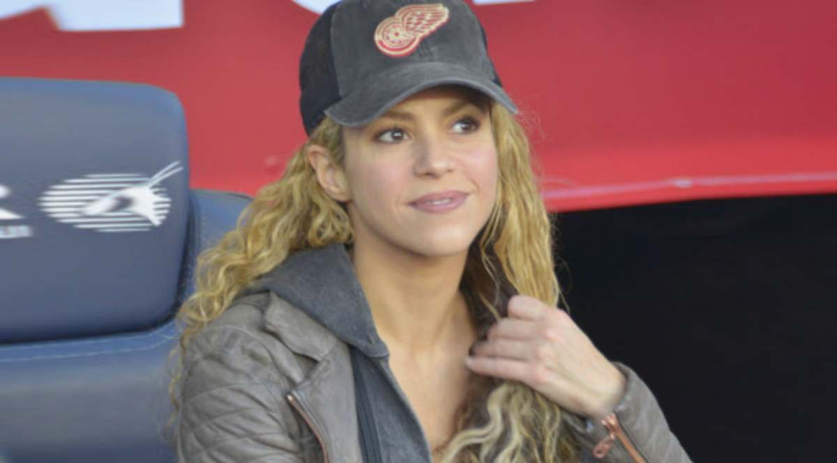 shakira-planes1200.jpg