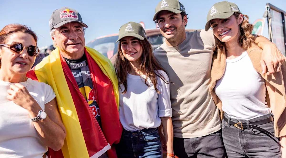 Carlos Sainz y su familia