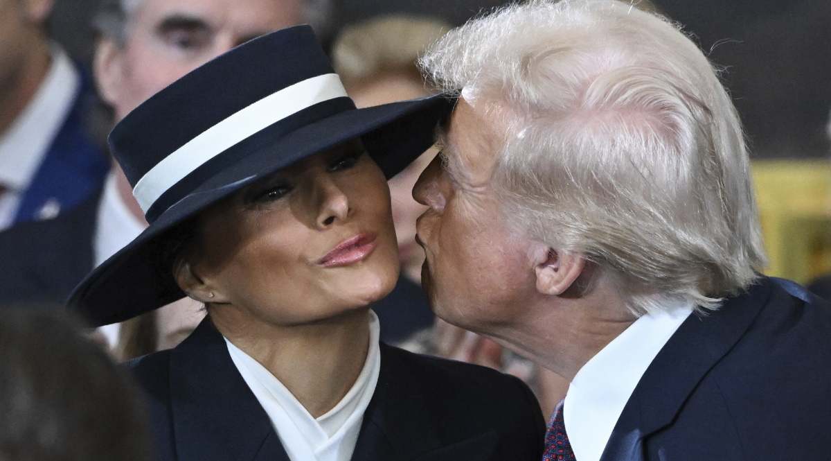 Melania Trump Donald beso