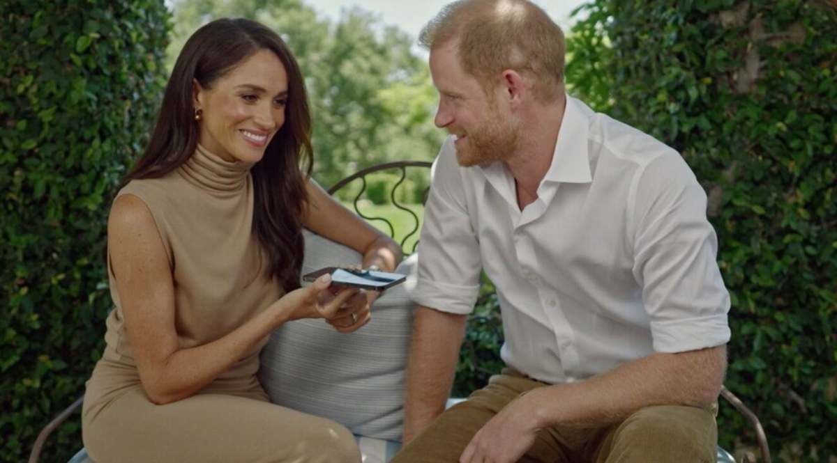 meghan-harry-monos