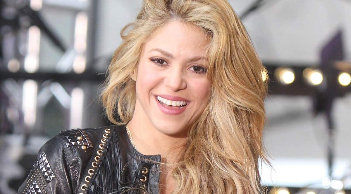 shakira-feliz1200.jpg