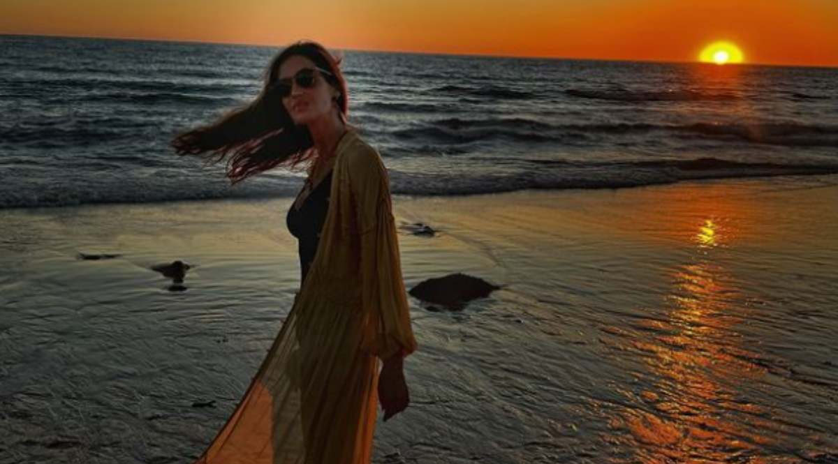 sara-carbonero-playa
