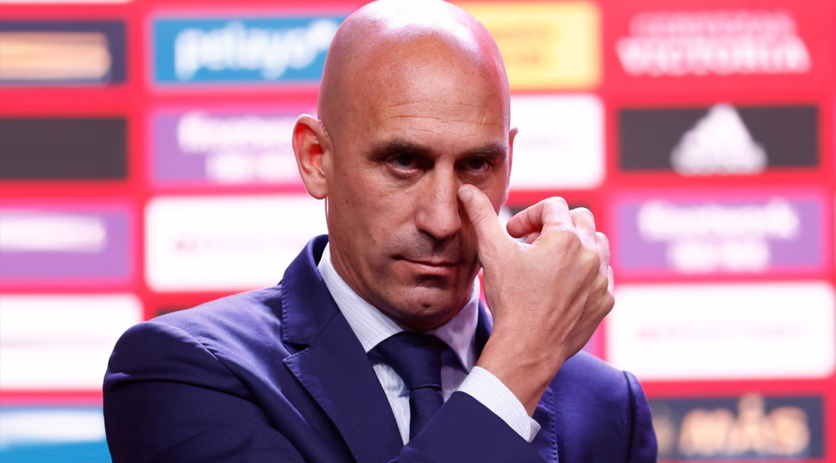 luis-rubiales-dimision1200.jpg
