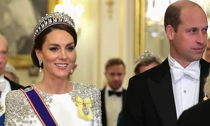 kate-tiara1200.jpg
