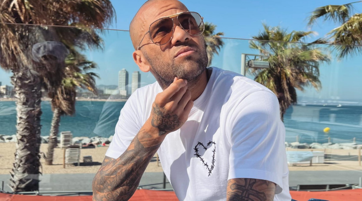 dani-alves-serio1200.jpg
