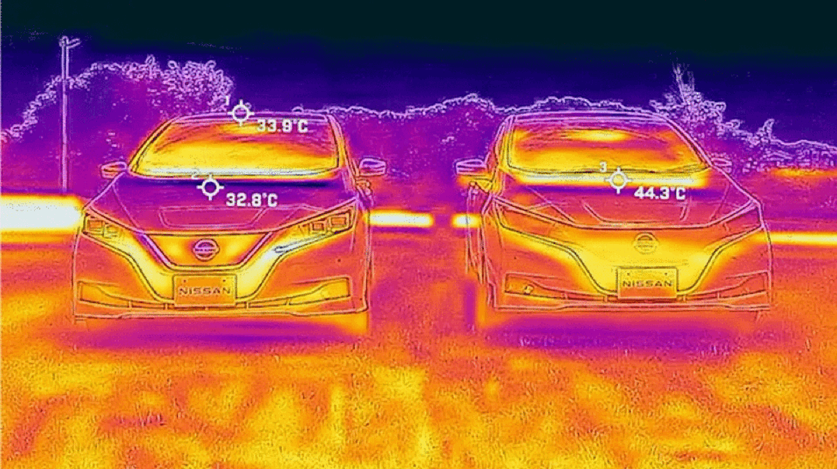 Imagen infrarroja de la pintura fría en dos Nissan