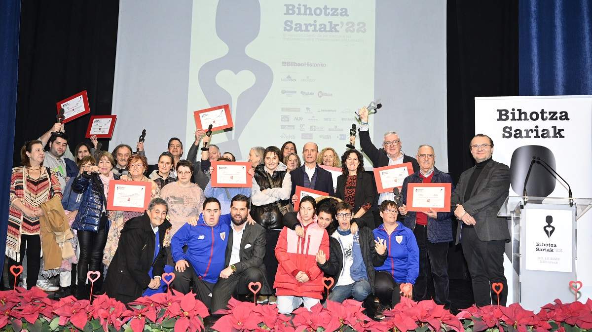bihotza-todos-web.jpg