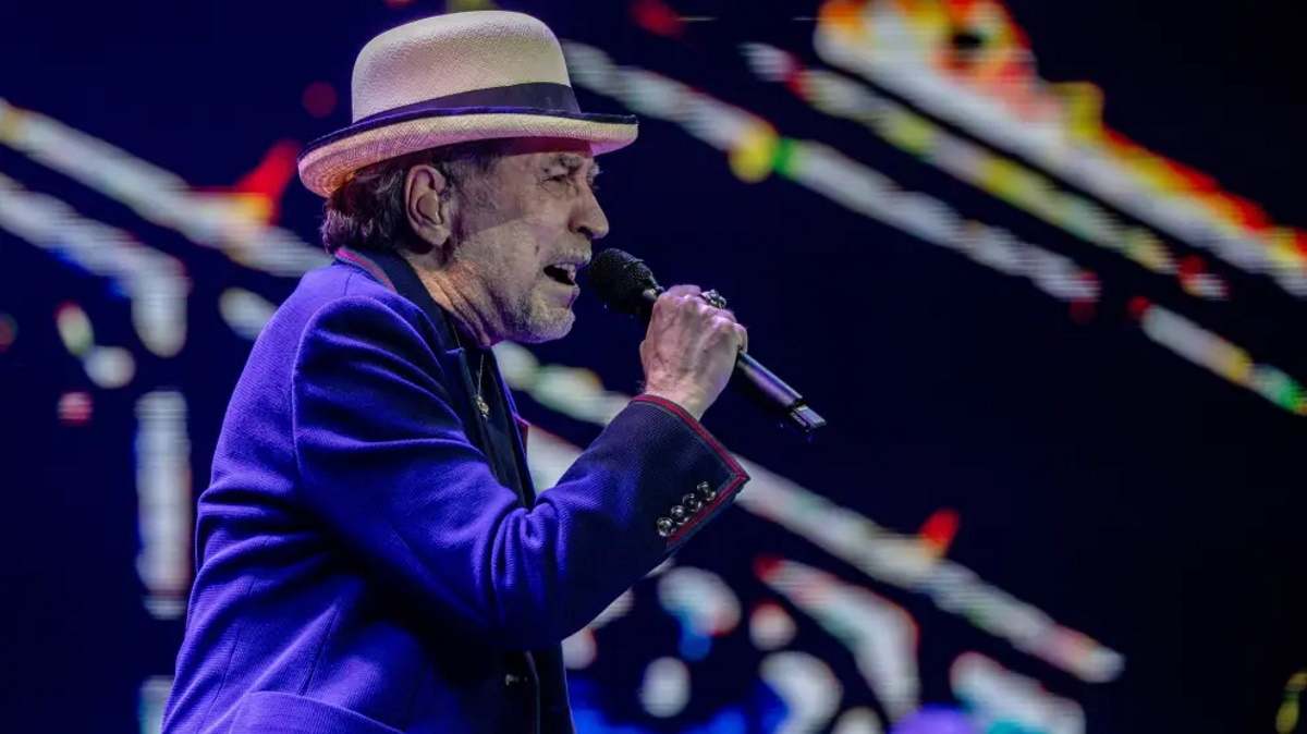 El cantautor Joaquín Sabina durante un concierto en el Movistar Arena, a 19 de mayo de 2025, en Madrid (España).