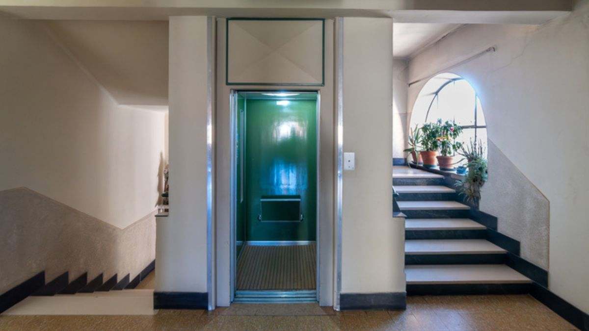 Los ascensores de los edificios españoles a revisión: cuatro de cada diez no pasarían la inspección