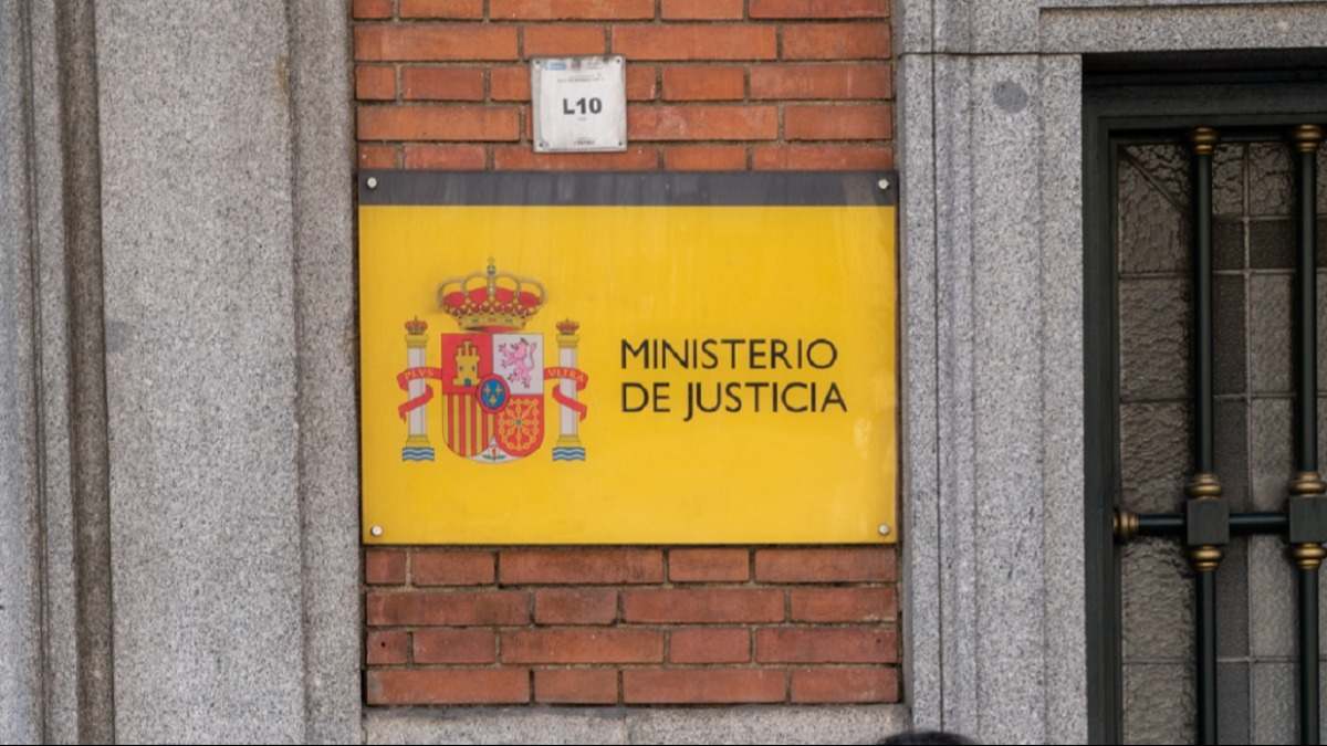 Placa del Ministerio de Justicia