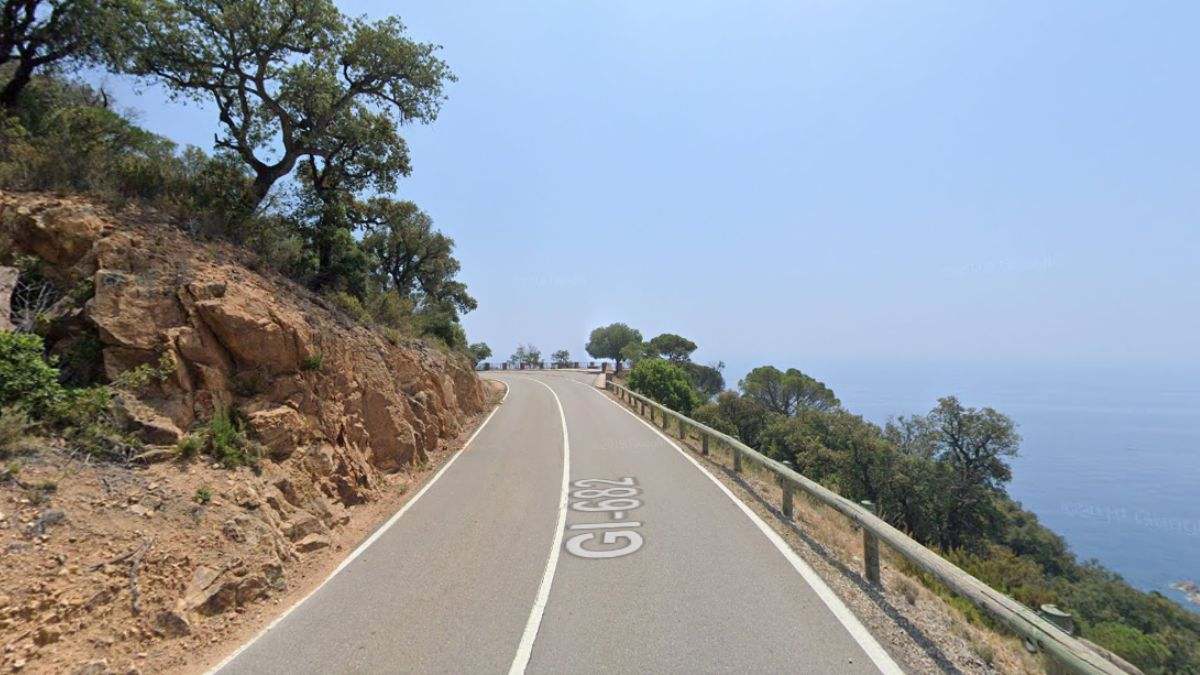 Carretera GI-682 entre Tossa de Mar y Sant Feliu de Guíxols