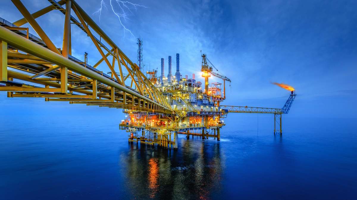 petróleo crudo plataforma Guyana India