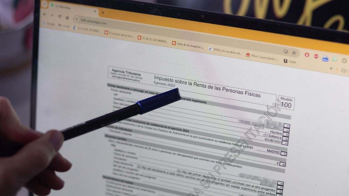 Educación financiera, la asignatura que pide una madre que se enseñe en los colegios para aprender hacer la declaración de la renta