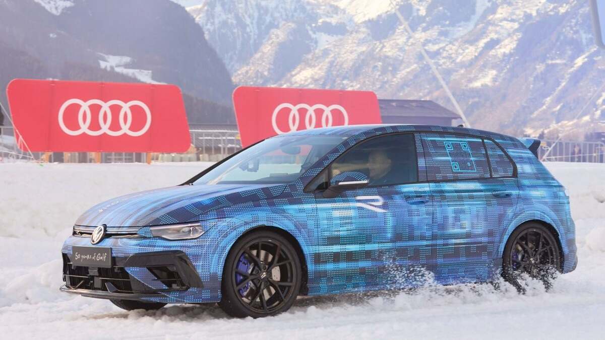VW Golf R 2024