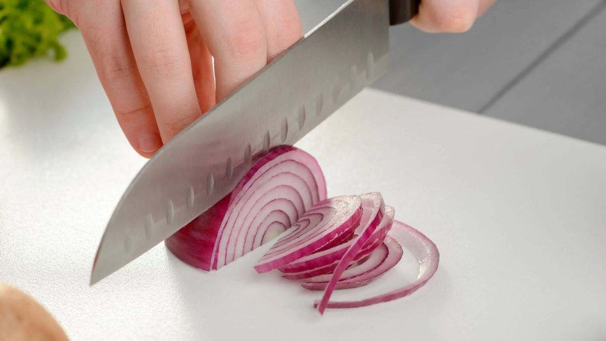 La cebolla es un ingrediente básico, presente en la mayoría de recetas