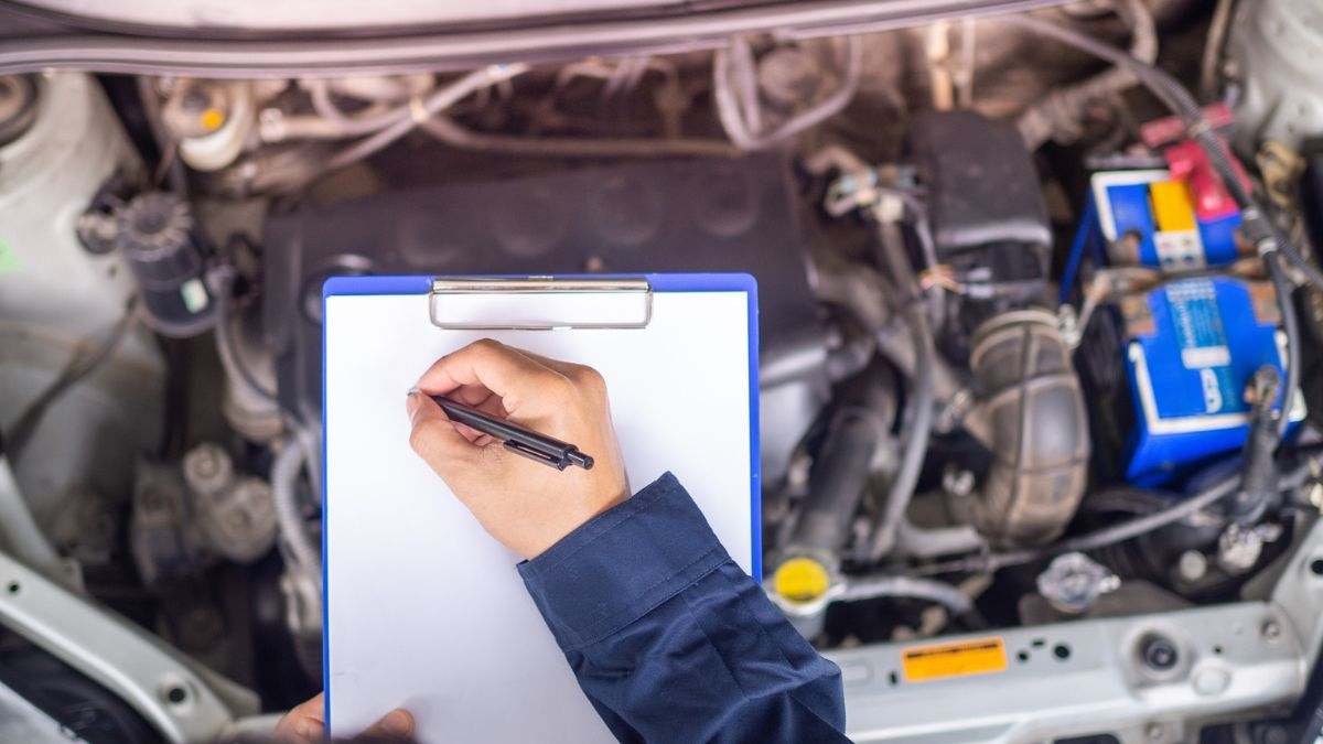 Un coche de más de 15 años factura tres veces menos en un taller que uno de hasta 5 años