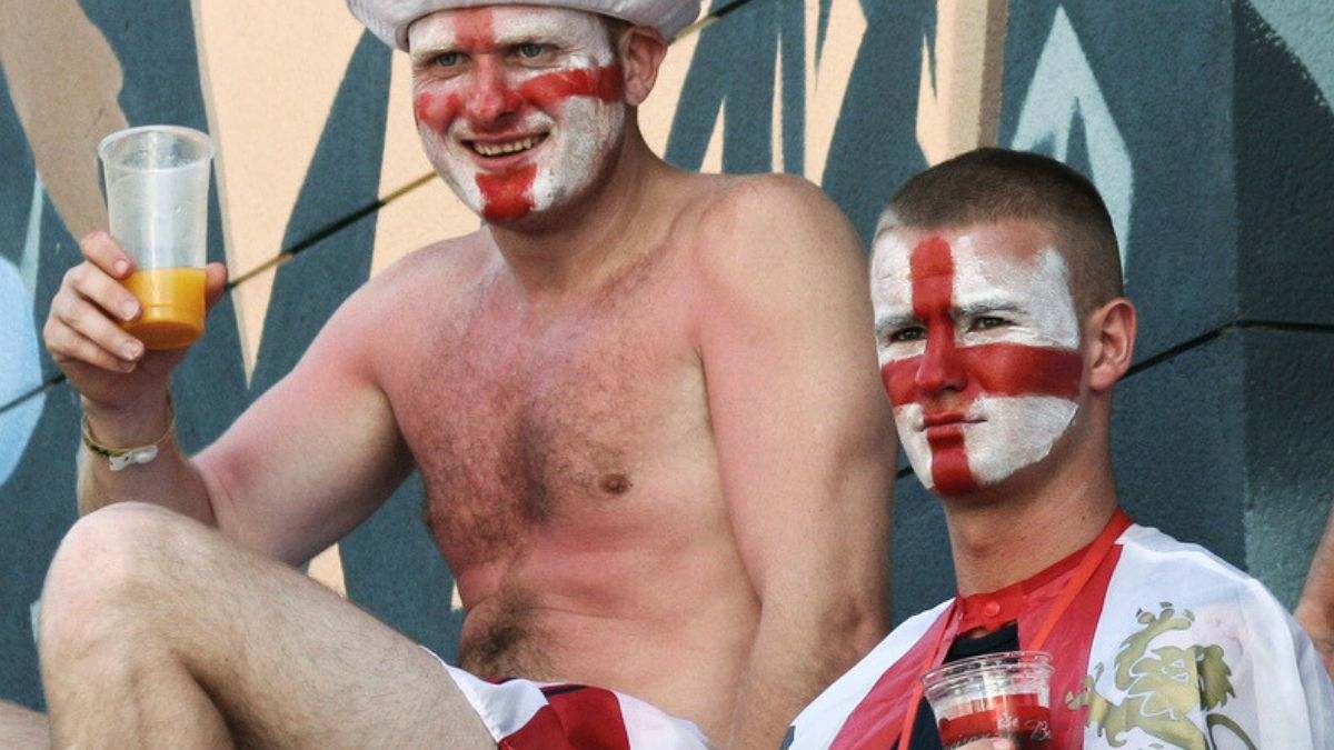 Los turistas británicos están enfadados por los precios del alcohol en Espana: "No volveremos. Nunca más pagamos 10 euros por un gin-tonic"